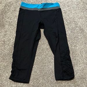 Athletic Capri Leggings
